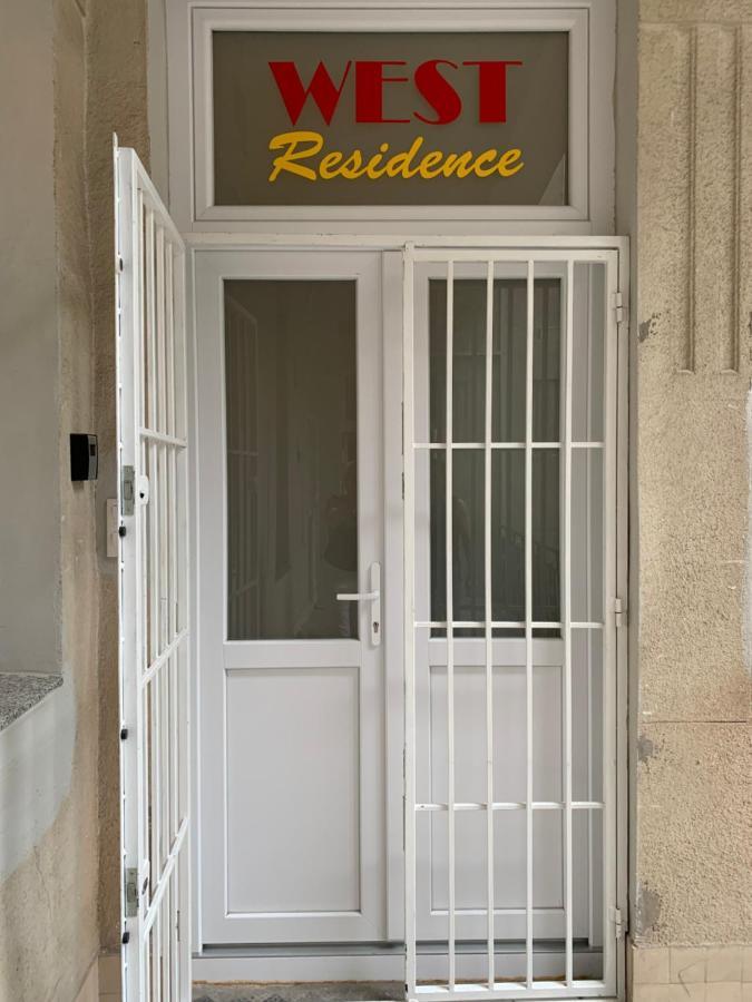 West Residence บูดาเปสต์ ภายนอก รูปภาพ